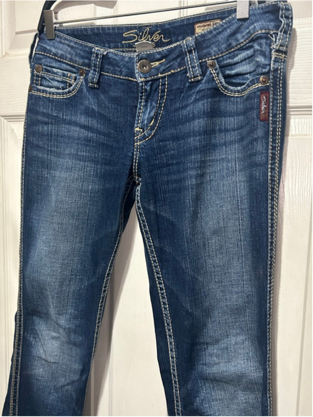 Women's Silver Jeans Co. Blue Boot Cut Jeans Size 28